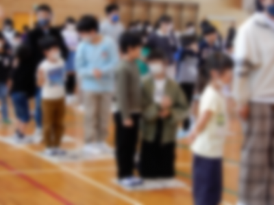 1．6年