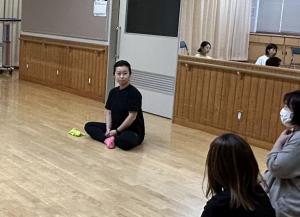 まり先生