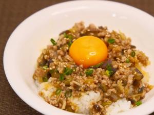 なす味噌丼