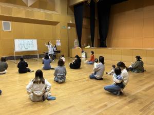広場　３月