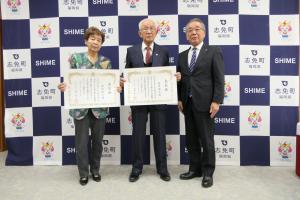 みんなで並んで