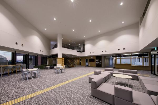 エントランスロビー2