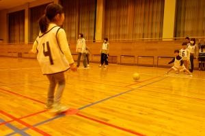 トンネル通しゲーム