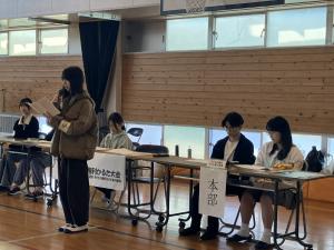 かるた大会　進行の写真