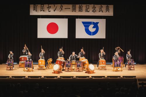 志免飛龍太鼓による演奏の様子