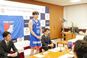 ライジングゼファーフクオカ株式会社（中田選手）